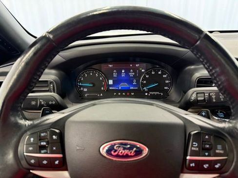 Used 2020 Ford Explorer Limited AWD/4WD image 6