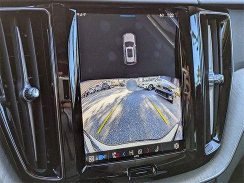 New 2025 Volvo XC60 B5 Plus w/ Climate Package image 20