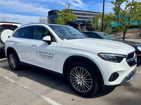 Certified 2026 Mercedes-Benz GLC 300 GLC 300 image 1