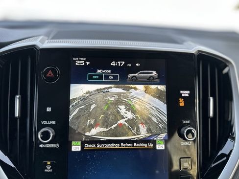 Used 2023 Subaru Ascent Premium w/ Convenience Package image 10