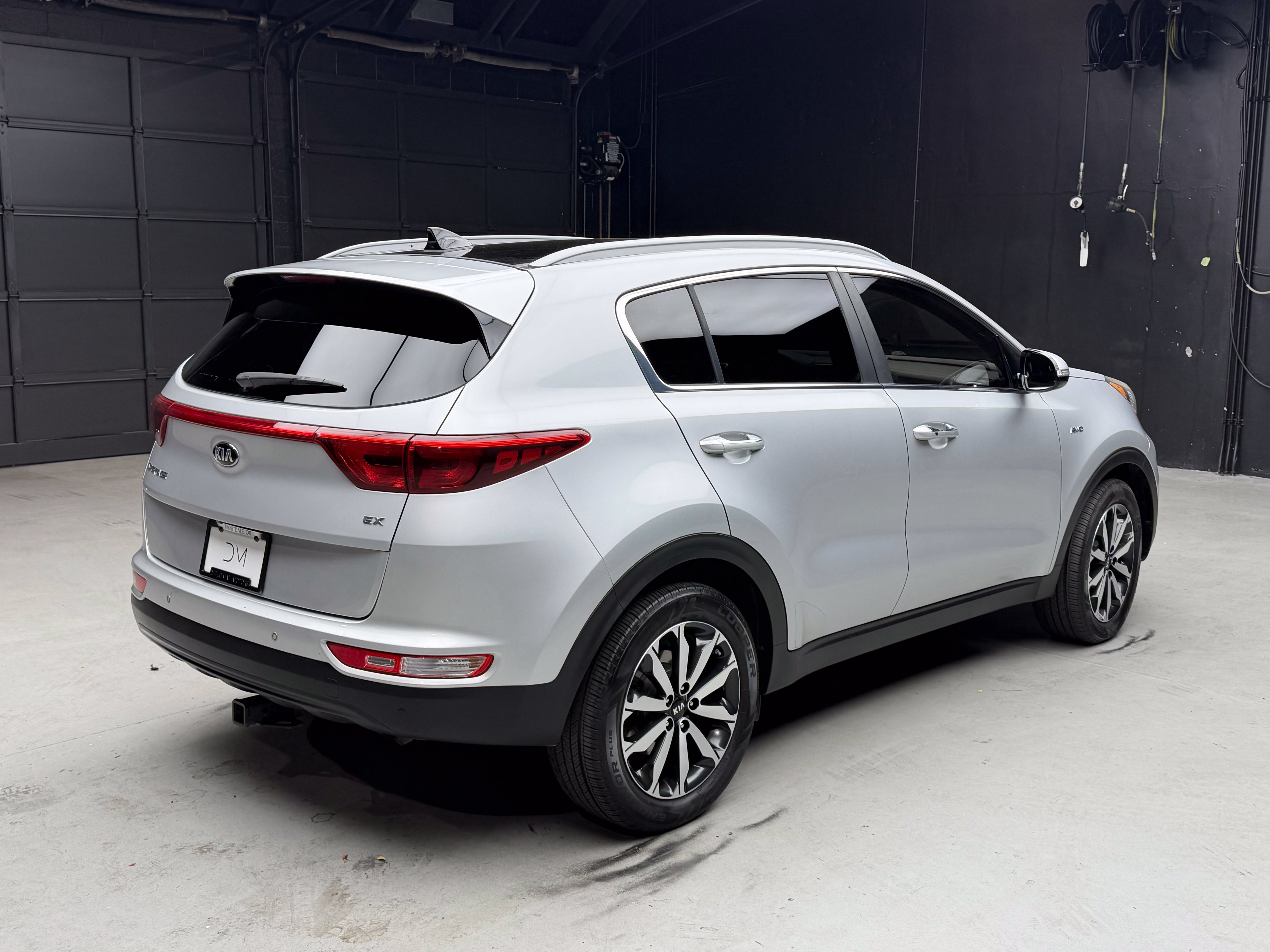 Used 2017 Kia Sportage EX w/ EX Technology Package AWD/4WD image 7