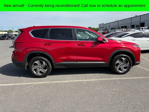 Used 2023 Hyundai Santa Fe SE image 3