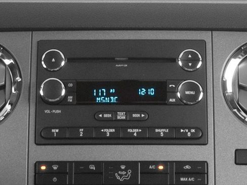 Used 2016 Ford F250 Lariat w/ FX4 Off-Road Package image 9