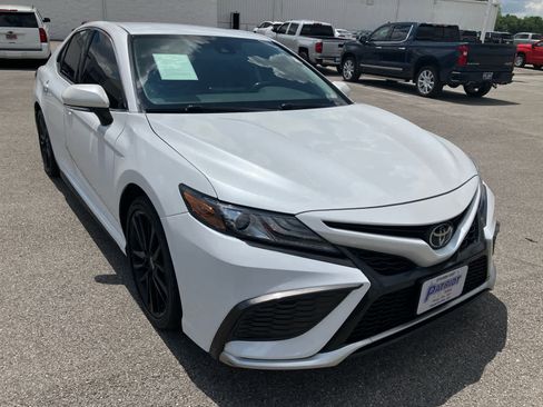 Used 2022 Toyota Camry XSE image 1