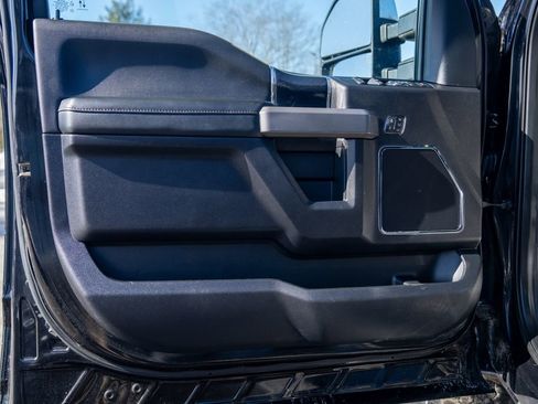 Used 2020 Ford F350 Platinum w/ Snow Plow Prep Package image 19