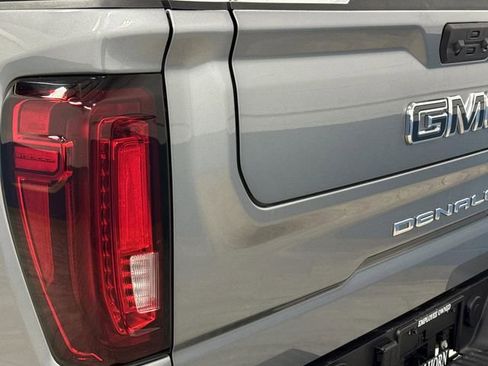 Used 2025 GMC Sierra 1500 Denali Ultimate image 38