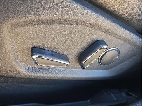 Used 2019 Ford Edge ST w/ Convenience Package image 18