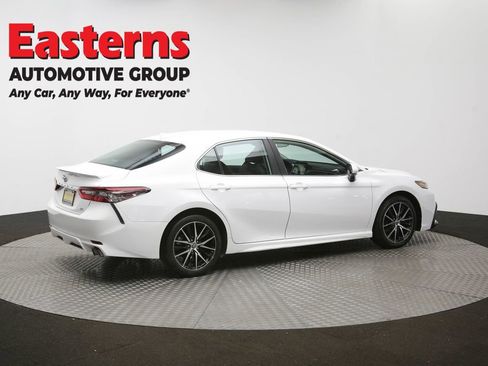 Used 2024 Toyota Camry SE image 62