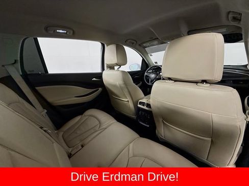 Used 2020 Buick Envision Essence FWD image 29