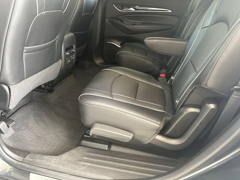Used 2019 Buick Enclave Avenir w/ Avenir Technology Package FWD image 31