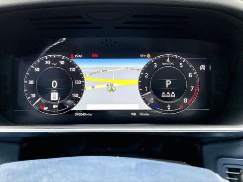 Used 2020 Land Rover Range Rover Sport HST image 20