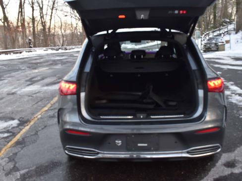 Used 2023 Mercedes-Benz EQE 500 4MATIC SUV image 17