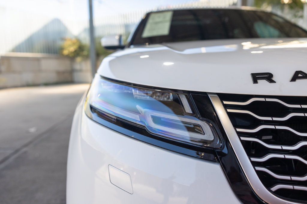 Used 2018 Land Rover Range Rover Velar S AWD/4WD image 13