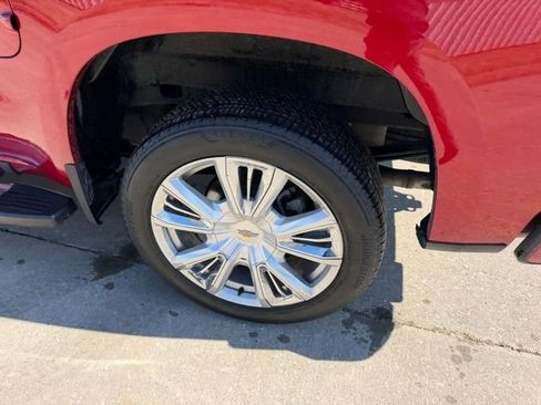 Used 2022 Chevrolet Silverado 1500 High Country w/ High Country Premium Package image 6