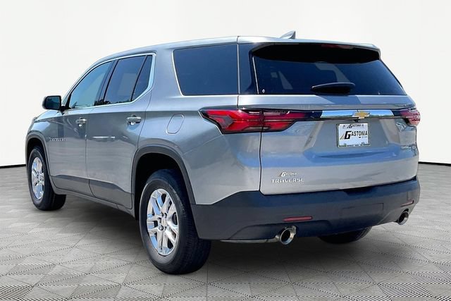 Used 2023 Chevrolet Traverse LS FWD image 4