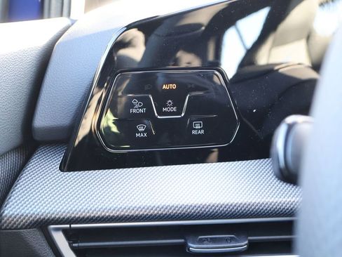 New 2026 Volkswagen Golf image 34