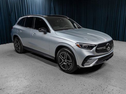 Certified 2026 Mercedes-Benz GLC 300 image 3