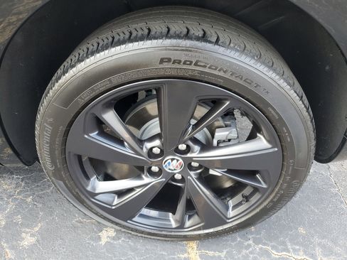 Used 2023 Buick Envision Essence w/ Technology Package I image 6