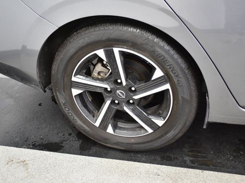 Used 2024 Nissan Sentra SV image 30