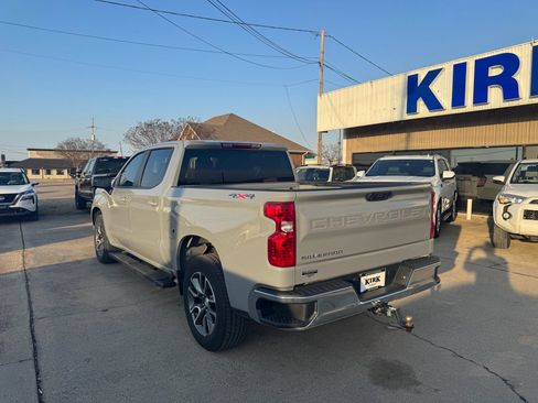 Used 2024 Chevrolet Silverado 1500 LT image 3