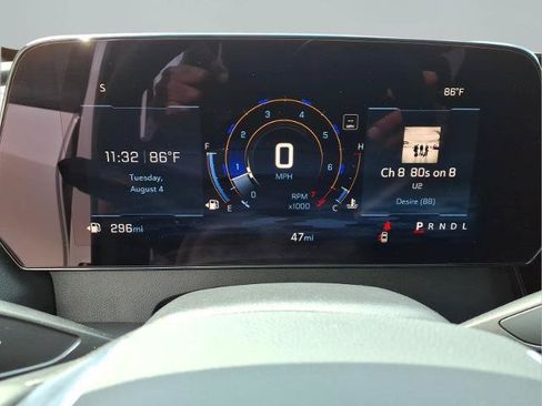 Used 2025 Chevrolet Traverse LT w/ Midnight/Sport Edition FWD image 15