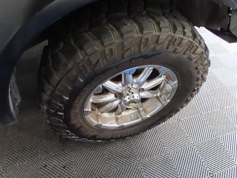 Used 2014 RAM 1500 Sport w/ Convenience Group AWD/4WD image 9