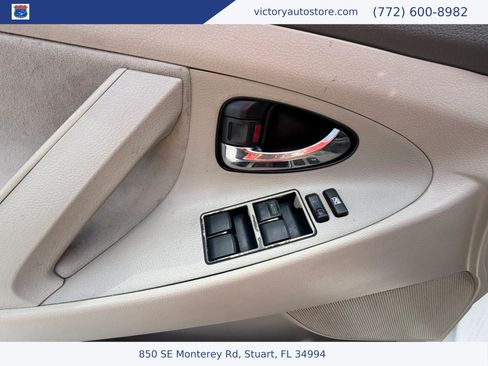 Used 2008 Toyota Camry LE FWD image 19