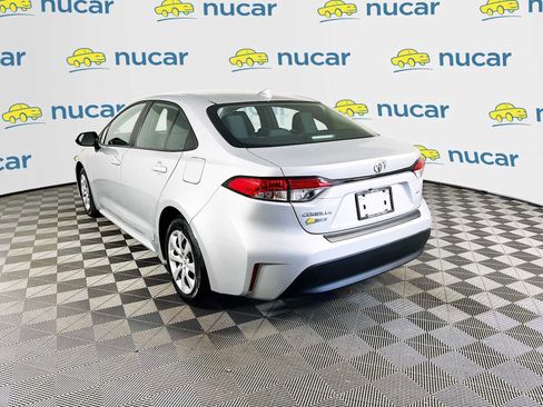 Used 2023 Toyota Corolla LE FWD image 5