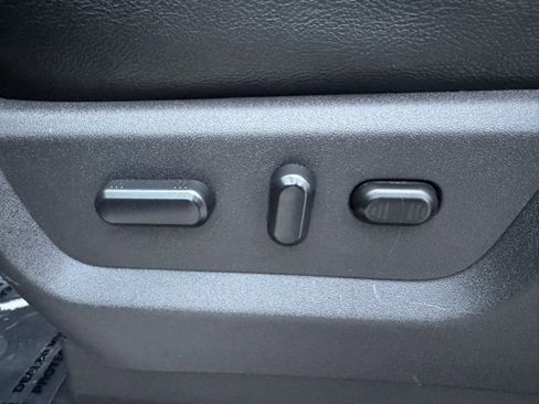 Used 2016 Ford F250 Lariat w/ Lariat Ultimate Package image 10