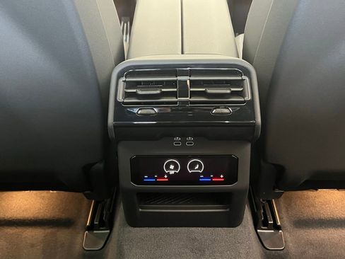 New 2026 BMW 530i w/ M Sport Package RWD image 9