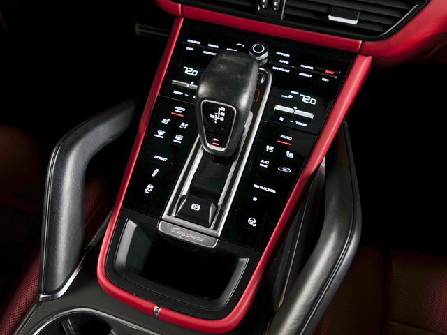 Used 2020 Porsche Cayenne Turbo AWD/4WD image 13