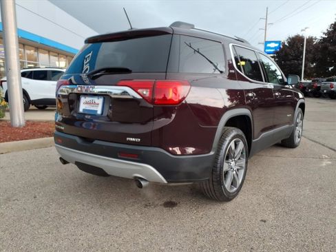 Used 2018 GMC Acadia SLT image 10