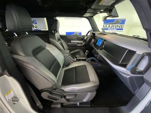 Used 2023 Ford Bronco Black Diamond w/ Sasquatch Package AWD/4WD image 31