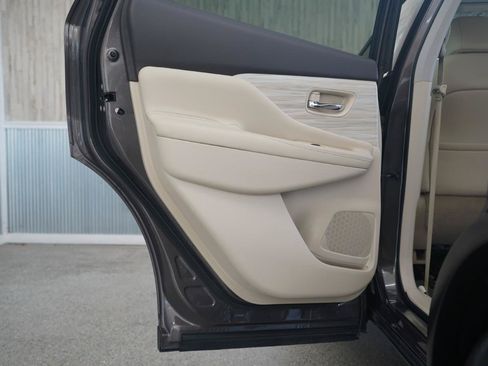 Used 2017 Nissan Murano SL FWD image 35