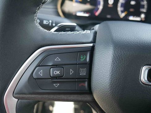 New 2025 Jeep Grand Cherokee Limited image 43