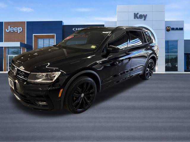 Used 2021 Volkswagen Tiguan SE R-Line AWD/4WD image 2