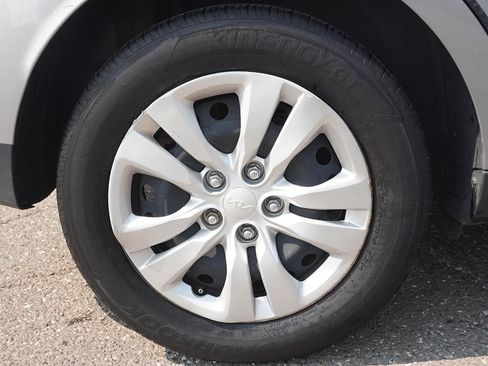 Used 2023 Kia Soul LX FWD image 18
