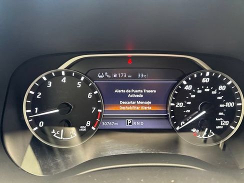 Used 2022 Nissan Frontier SV w/ Technology Package RWD image 14