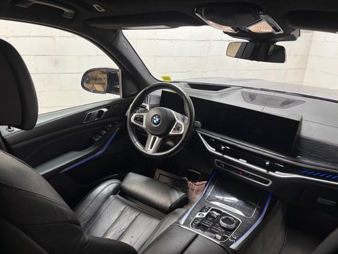 Used 2023 BMW X7 M60i w/ Executive Package AWD/4WD image 30