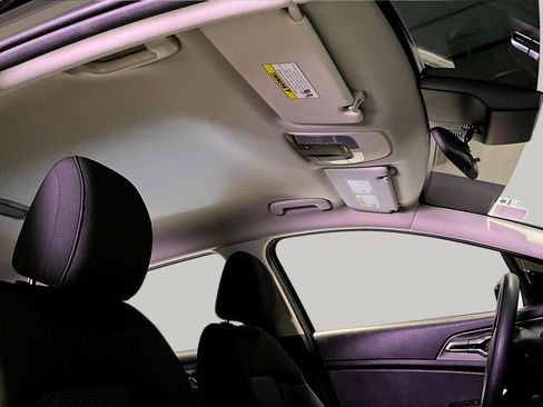 Used 2024 Kia Sportage LX image 26