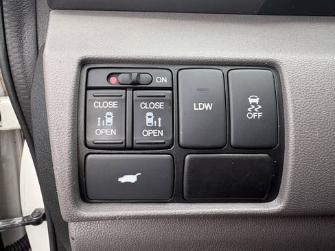 Used 2016 Honda Odyssey EX-L image 14