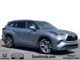Used 2021 Toyota Highlander XLE video 1