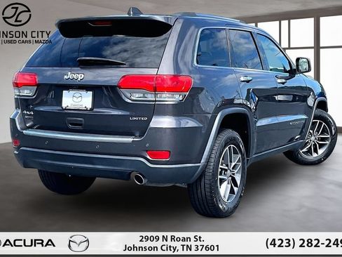 Used 2018 Jeep Grand Cherokee Limited AWD/4WD image 2