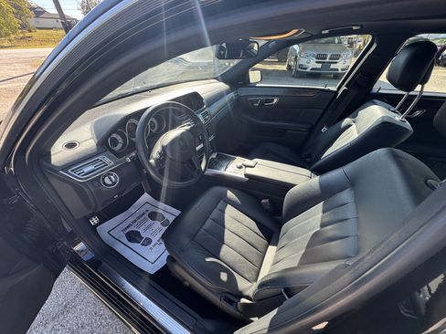 Used 2015 Mercedes-Benz E 400 Sedan image 9