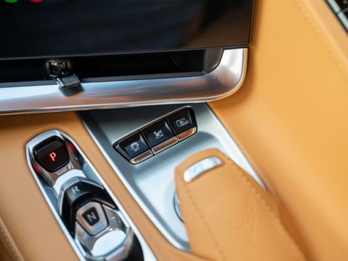 Used 2021 Chevrolet Corvette Stingray Premium Cpe w/ Z51 Performance Package image 23