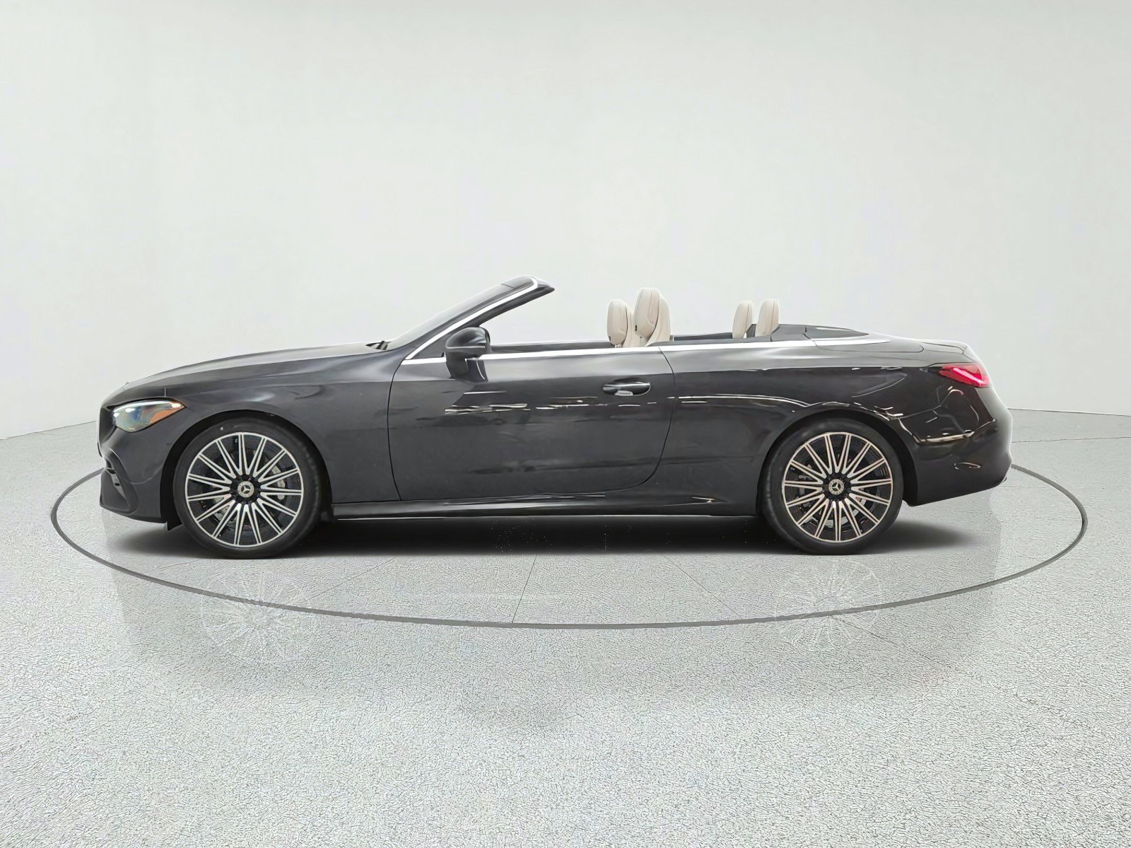 New 2027 Mercedes-Benz CLE 450 4MATIC Cabriolet image 8