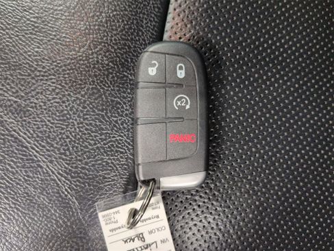 Used 2019 Jeep Compass Limited image 34