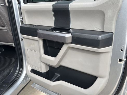 Used 2020 Ford F250 XLT image 10