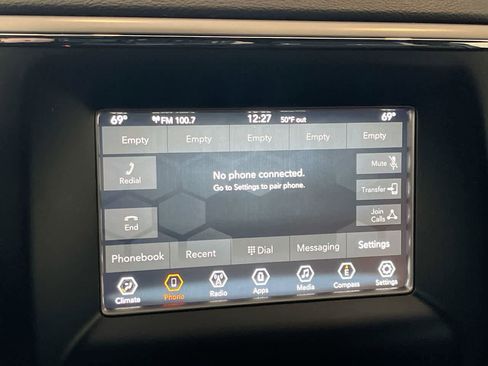 Used 2020 Jeep Grand Cherokee Laredo image 16