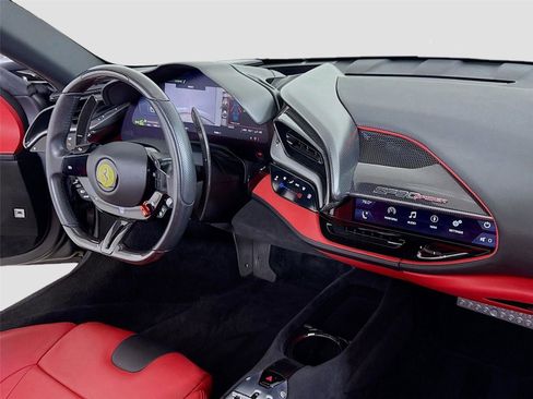 Used 2022 Ferrari SF90 Spider AWD/4WD image 32